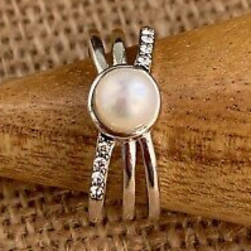 Silpada Sterling Silver Pearl Crystal “Prominent” Ring R3485 Size 5